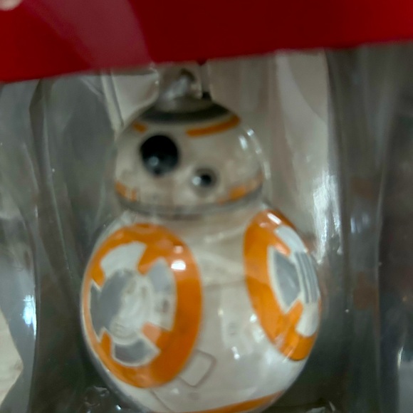 Walt Disney Star Wars BB-8 DROID Hallmark CHRISTMAS ORNAMENT - Picture 2 of 6